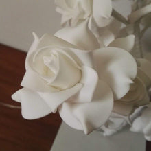 Load image into Gallery viewer, Rose Flower Table Lamp